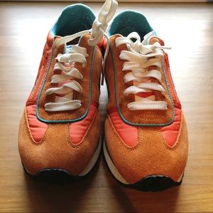 Kangaroo classic throwback sneakers